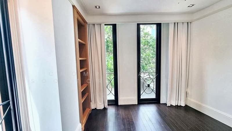 Baan Lux Sathon, Bangkok, Soi Meksawat, Chong Nonsi, Yan Nawa, Bangkok, 3 Bedrooms, 386 sqm, Condo For Rent, by Chomratkamol Soontorntarawong (Gor), 500310952 - DDproperty.com