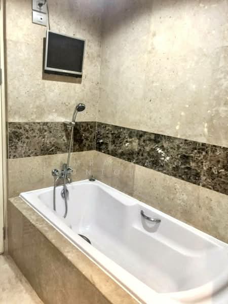 Urbana Sathorn, Bangkok, 55 South Sathorn Road, Thung Maha Mek, Sathon, Bangkok, 1 Bedroom, 65 sqm, Condo For Rent, by Chomratkamol Soontorntarawong (Gor), 500310964 - DDproperty.com