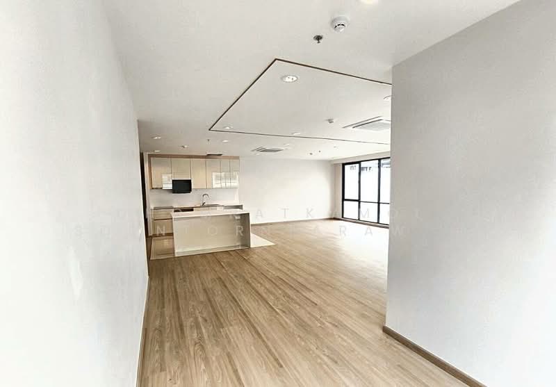 Sathorn 111, Bangkok, Thung Maha Mek, Sathon, Bangkok, 2 Bedrooms, 113 sqm, Apartment For Rent, by Chomratkamol Soontorntarawong (Gor), 500310969 - DDproperty.com
