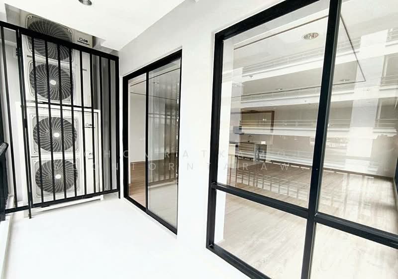 Sathorn 111, Bangkok, Thung Maha Mek, Sathon, Bangkok, 2 Bedrooms, 113 sqm, Apartment For Rent, by Chomratkamol Soontorntarawong (Gor), 500310969 - DDproperty.com