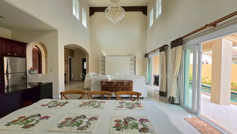 Silk Road Place, Chon Buri (Pattaya), Chaiyapruek 2 Road, Bang Lamung, Bang Lamung (Pattaya), Chon Buri (Pattaya), 3 Bedrooms, 250 sqm, Villa For Rent, by Sathida Limphasut (App), 500311030 - DDproperty.com
