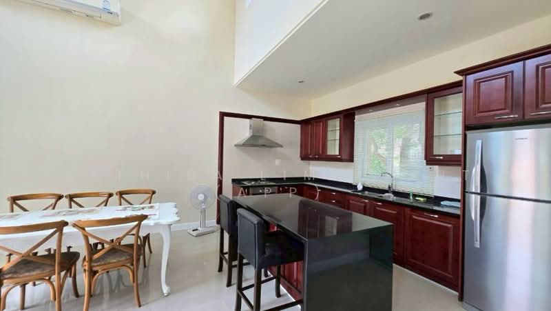 Silk Road Place, Chon Buri (Pattaya), Chaiyapruek 2 Road, Bang Lamung, Bang Lamung (Pattaya), Chon Buri (Pattaya), 3 Bedrooms, 250 sqm, Villa For Rent, by Sathida Limphasut (App), 500311030 - DDproperty.com