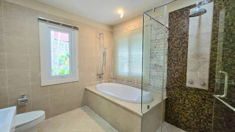Silk Road Place, Chon Buri (Pattaya), Chaiyapruek 2 Road, Bang Lamung, Bang Lamung (Pattaya), Chon Buri (Pattaya), 3 Bedrooms, 250 sqm, Villa For Rent, by Sathida Limphasut (App), 500311030 - DDproperty.com