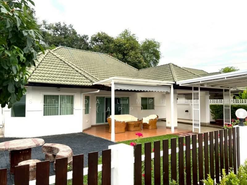 Green Field Villas 3, Chon Buri (Pattaya), Soi Phonprapanimit 15, Bang Lamung, Bang Lamung (Pattaya), Chon Buri (Pattaya), 3 Bedrooms, 200 sqm, Single Detached House For Rent, by Sathida Limphasut (App), 500311055 - DDproperty.com