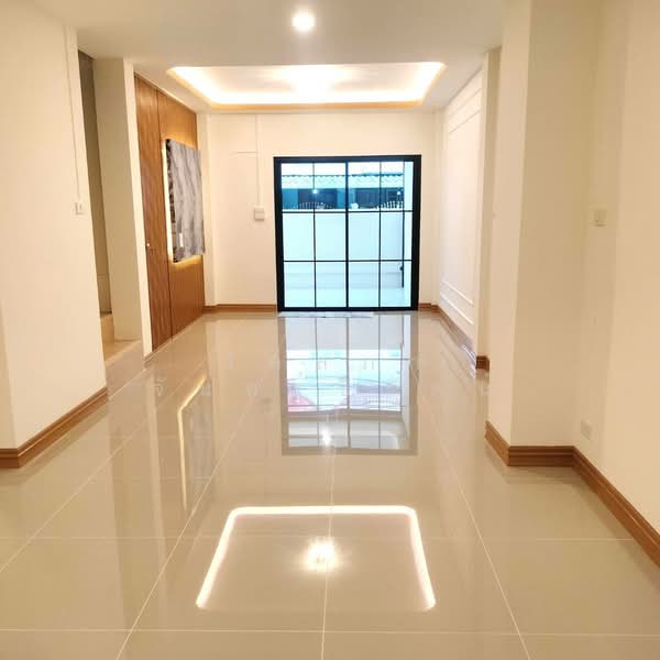 ม.คัทลียา วิลล์, ปทุมธานี, ลำลูกกา คลอง3, ลาดสวาย, ลำลูกกา, ปทุมธานี, 120 ตร.ม., ทาวน์เฮ้าส์ ขาย, โดย วัลลภา จันทร์ชิรัตน์, 500311203 - DDproperty.com