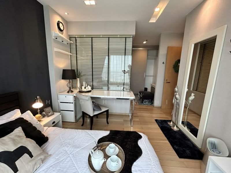 Siri At Sukhumvit, Bangkok, 902 Sukhumvit Road, Phra Kanong, Khlong Toei, Bangkok, 2 Bedrooms, 70 sqm, Condo For Rent, by Chanon Phangchienghien, 500311206 - DDproperty.com