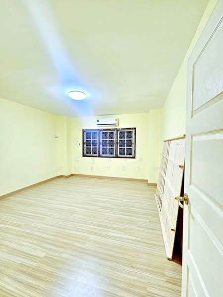ไม่พบโครงการ, Bangkok, ลาดพร้าว 98-103, Nawamin, Bueng Kum, Bangkok, 3 Bedrooms, 152 sqm, Townhouse For Rent, by ณัฐพงศ์ สุนทรอรุณ, 500311223 - DDproperty.com