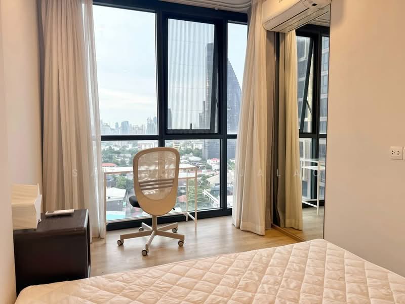 Oka Haus Sukhumvit 36, Bangkok, 3399 Rama 4 Road, Khong Tan, Khlong Toei, Bangkok, 1 Bedroom, 35 sqm, Condo For Rent, by Sataporn Jalao, 500311246 - DDproperty.com