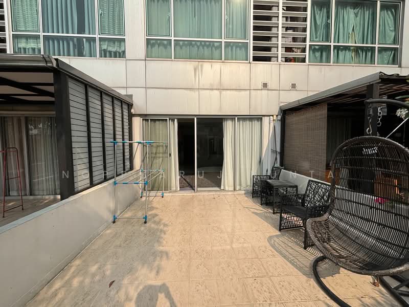 The Trendy, Bangkok, 10 Soi Sukhumvit 13, Khlongtoei Nua, Watthana, Bangkok, 1 Bedroom, 50 sqm, Condo For Rent, by Noppharuj Nunta, 500311304 - DDproperty.com
