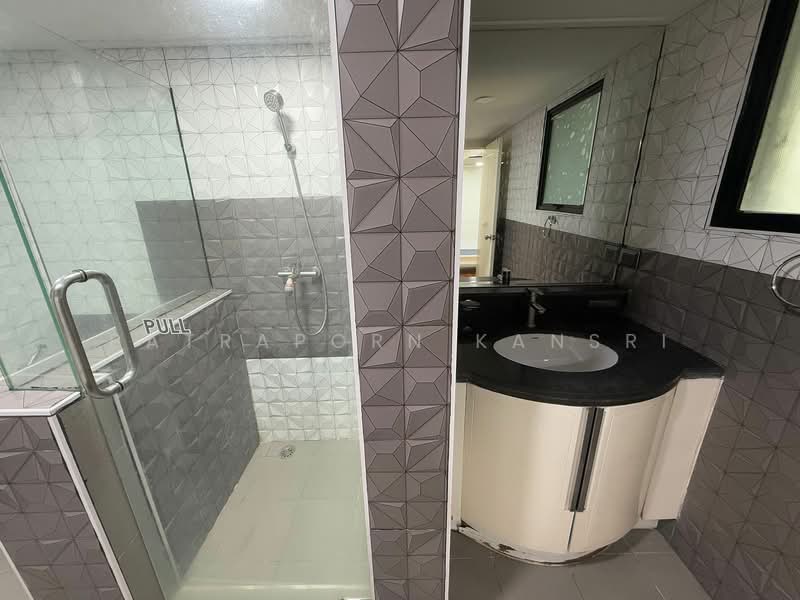 President Park Sukhumvit 24, Bangkok, 99 Sukhumvit 24 Alley, Khlongtoei Nua, Watthana, Bangkok, 2 Bedrooms, 80 sqm, Condo For Rent, by Patraporn Kansri, 500311342 - DDproperty.com