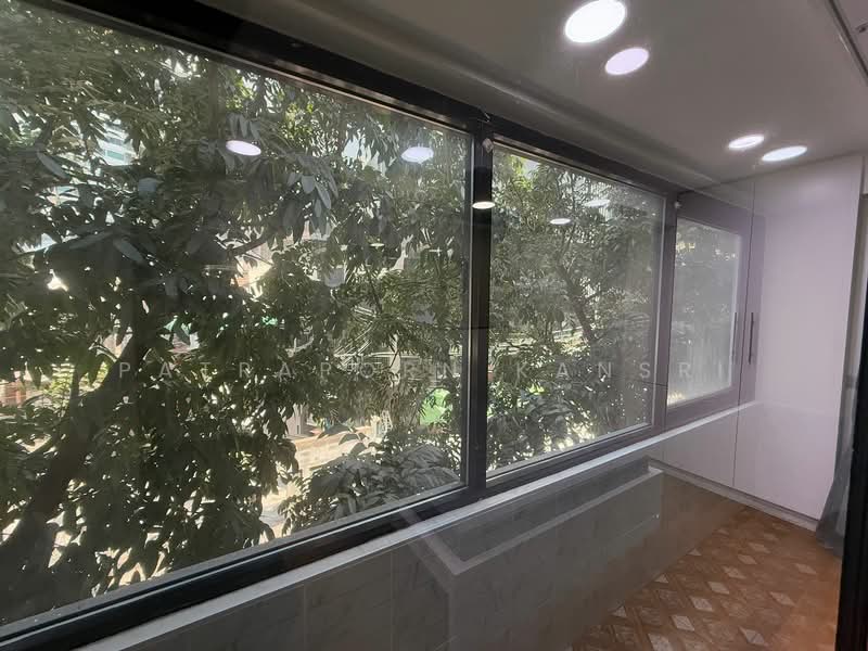 President Park Sukhumvit 24, Bangkok, 99 Sukhumvit 24 Alley, Khlongtoei Nua, Watthana, Bangkok, 2 Bedrooms, 80 sqm, Condo For Rent, by Patraporn Kansri, 500311342 - DDproperty.com
