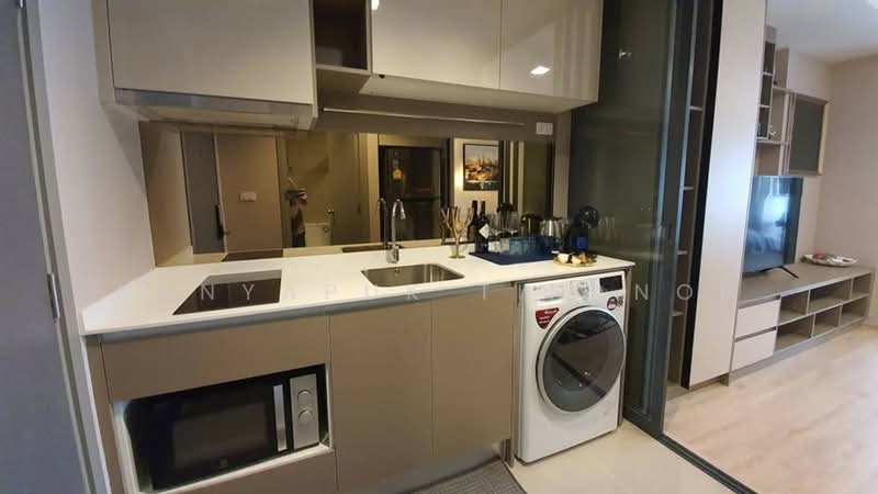 IDEO Sathorn-Wongwian Yai, Bangkok, 219 Soi Krung Thonburi 1, Khlong Ton Sai, Khlong San, Bangkok, 1 Bedroom, 36 sqm, Condo For Rent, by Kanyapuk Tinanop, 500311428 - DDproperty.com