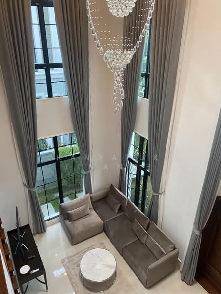 The Palazzo Srinakarin, Bangkok, 55 Soi Srinakarin, Srinakarin Road, Nong Bon, Prawet, Bangkok, 4 Bedrooms, 445 sqm, Single Detached House For Rent, by Kanyapuk Tinanop, 500311451 - DDproperty.com