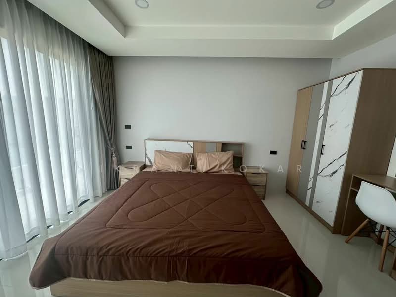 undefined, Chon Buri (Pattaya), Nong Pla Lai, Bang Lamung (Pattaya), Chon Buri (Pattaya), 3 Bedrooms, 240 sqm, Villa For Rent, by Vikrant Kokar, 500311460 - DDproperty.com