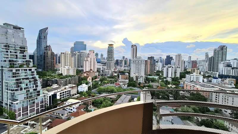 Piyathip Place, Bangkok, 24 Soi Prommitr, Khlong Tan Nua, Watthana, Bangkok, 3 Bedrooms, 289 sqm, Apartment For Rent, by Pensasi Ongphichetmetha, 500311510 - DDproperty.com