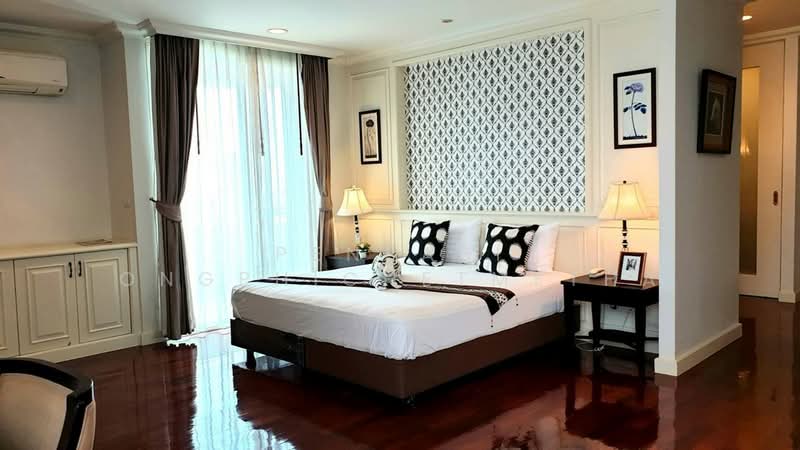 Piyathip Place, Bangkok, 24 Soi Prommitr, Khlong Tan Nua, Watthana, Bangkok, 4 Bedrooms, 375 sqm, Apartment For Rent, by Pensasi Ongphichetmetha, 500311549 - DDproperty.com
