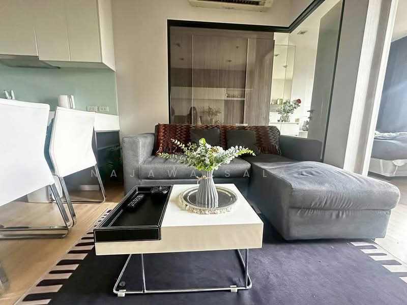 Urbano Absolute Sathon-Taksin : เออร์บาโน่ แอบโซลูท สาทร - ตากสิน, กรุงเทพ, 345 ซอยเจริญนคร 14/2, คลองต้นไทร, คลองสาน, กรุงเทพ, 38 ตร.ม., คอนโด ให้เช่า, โดย Najawa Salae, 500311669 - DDproperty.com