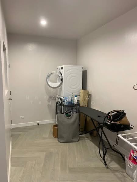 undefined, Bangkok, Khlong Tanon, Sai Mai, Bangkok, 4 Bedrooms, 432 sqm, Single Detached House For Rent, by Napatsawan Tamjorhor, 500311692 - DDproperty.com