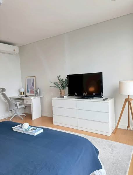 Fullerton Sukhumvit, Bangkok, Sukhumvit Road, Khlong Tan Nua, Watthana, Bangkok, 2 Bedrooms, 96 sqm, Condo For Rent, by Napatsawan Tamjorhor, 500311715 - DDproperty.com