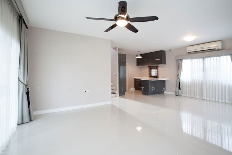 Habitia Watcharapol, Bangkok, Watcharaphol Road, Khlong Tanon, Sai Mai, Bangkok, 3 Bedrooms, 208 sqm, Single Detached House For Rent, by Utaiwan Kiatpanya, 500311753 - DDproperty.com