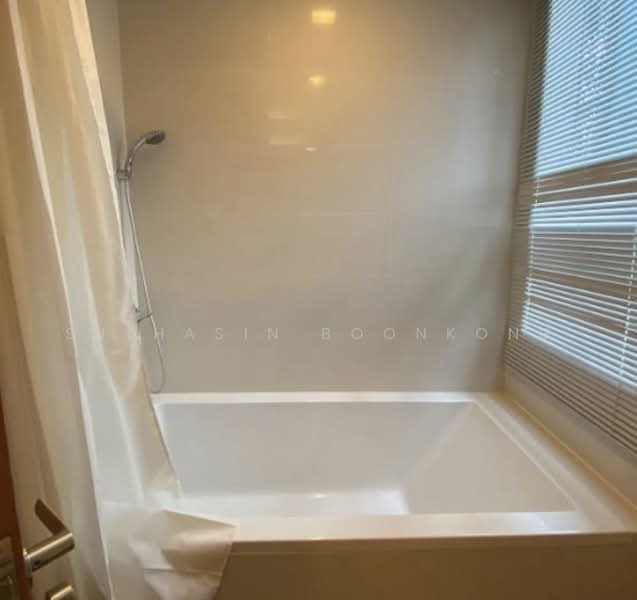 ASHTON Morph 38, Bangkok, 88 Soi Sukhumvit 38, Phra Kanong, Khlong Toei, Bangkok, 2 Bedrooms, 74 sqm, Condo For Rent, by Suthasin Boonkong, 500311754 - DDproperty.com