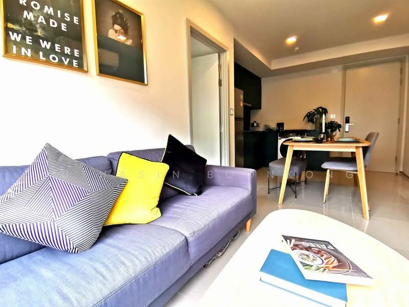 The Base Sukhumvit 50, Bangkok, Soi Roem Charoen 1, Sukhumvit 50 Road, Phra Kanong, Khlong Toei, Bangkok, 2 Bedrooms, 46 sqm, Condo For Rent, by Suthasin Boonkong, 500311812 - DDproperty.com