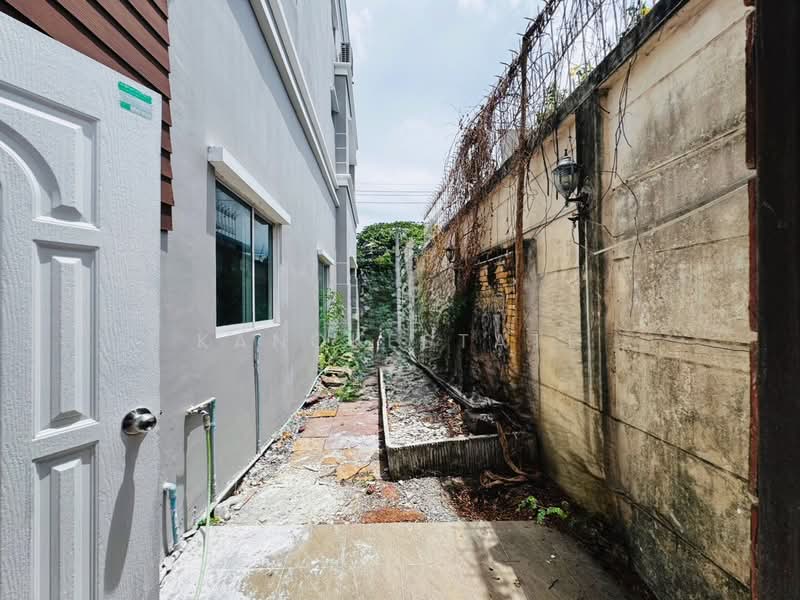 Parinyalak Wongwan Sathorn, Bangkok, Bang Khae, Bangkok, 3 Bedrooms, 224 sqm, Townhouse For Sale, by kanokestate, 500311824 - DDproperty.com