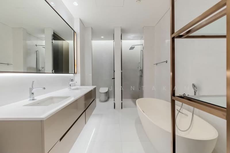 The Residences at Sindhorn Kempinski : เดอะ เรสซิเดนซ์ แอท สินธร เคมปินสกี้, กรุงเทพ, 88 ซอยต้นสน ถนน สารสิน, ลุมพินี, ปทุมวัน, กรุงเทพ, 359 ตร.ม., คอนโด ขาย, โดย Wasana Jantakam, 500311869 - DDproperty.com