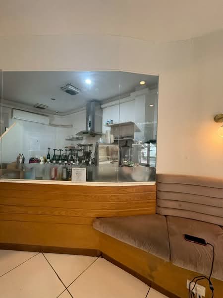Reatil Space for Rent in Asok BTS 5 Minutes Walk Ideal for Restaurant Bar, กรุงเทพ, คลองเตยเหนือ, วัฒนา, กรุงเทพ, 110 ตร.ม., พื้นที่ขายของ ให้เช่า, โดย Chutinun Mungmai, 500311874 - DDproperty.com