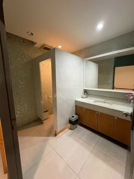 Reatil Space for Rent in Asok BTS 5 Minutes Walk Ideal for Restaurant Bar, กรุงเทพ, คลองเตยเหนือ, วัฒนา, กรุงเทพ, 110 ตร.ม., พื้นที่ขายของ ให้เช่า, โดย Chutinun Mungmai, 500311874 - DDproperty.com
