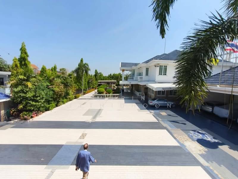 Grand Manor Estate with Expansive Land, นนทบุรี, บางบัวทอง, นนทบุรี, 1,329 ตร.ม., บ้านเดี่ยว ขาย, โดย Amarin Sitthidhoon, 500311898 - DDproperty.com