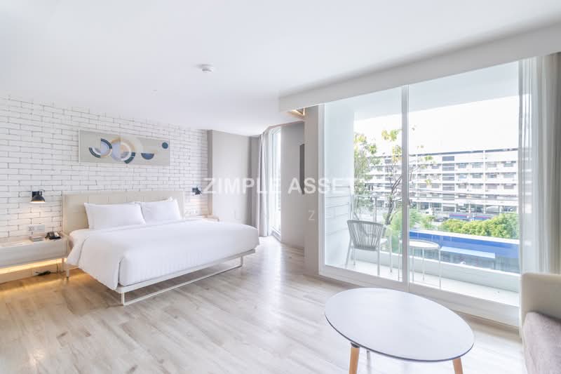 Shama Yen-Akat, Bangkok, 69 Yen Akat Road, Chong Nonsi, Yan Nawa, Bangkok, Studio, 36 sqm, Apartment For Rent, by Khun Zia, 500311916 - Deluxe Corner King Bed  - DDproperty.com