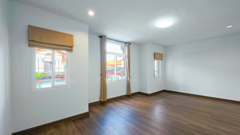 เดอะคอนเนค 5 วงแหวน-รามอินทรา, Bangkok, Ram Inthra, Khan Na Yao, Bangkok, 3 Bedrooms, 28 sqm, Townhouse For Sale, by เพ็ญศิริ ตุ้มเทียน, 500311928 - DDproperty.com