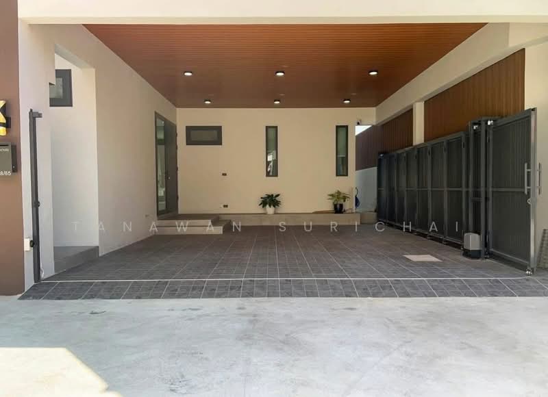 3-BR Villa, Chon Buri (Pattaya), Nong Pru, Bang Lamung (Pattaya), Chon Buri (Pattaya), 3 Bedrooms, 210 sqm, Villa For Sale, by Tanawan Surichai, 500311983 - DDproperty.com