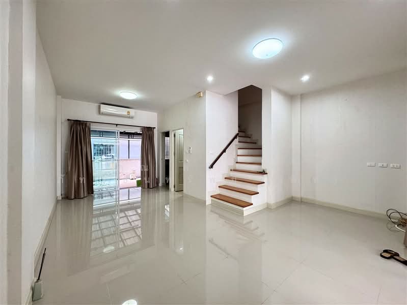 Chuan Chuen Modus Viphavadi, Bangkok, Vibhavadi-Rangsit Road, Si Khan, Don Mueang, Bangkok, 3 Bedrooms, 170 sqm, Townhouse For Sale, by คุณ คติพจน์ ภัทรธนทรัพย์ (พีท), 500312037 - DDproperty.com