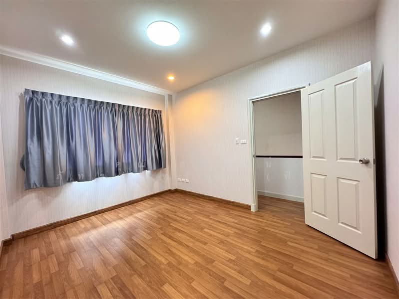 Chuan Chuen Modus Viphavadi, Bangkok, Vibhavadi-Rangsit Road, Si Khan, Don Mueang, Bangkok, 3 Bedrooms, 170 sqm, Townhouse For Sale, by คุณ คติพจน์ ภัทรธนทรัพย์ (พีท), 500312037 - DDproperty.com