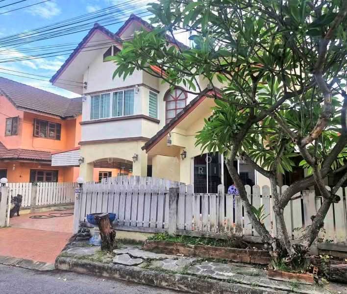 บ้านให้เช่า – ใกล้โรงเรียนนานาชาติลานนา-หางดง เพียง 10 นาที ค่าเช่า 15,500 บาท / เดือน No.14H1084, Chiang Mai, San Phak Wan, Hang Dong, Chiang Mai, 3 Bedrooms, 150 sqm, Single Detached House For Rent, by Rutchaporn Tunsiri, 500312097 - DDproperty.com
