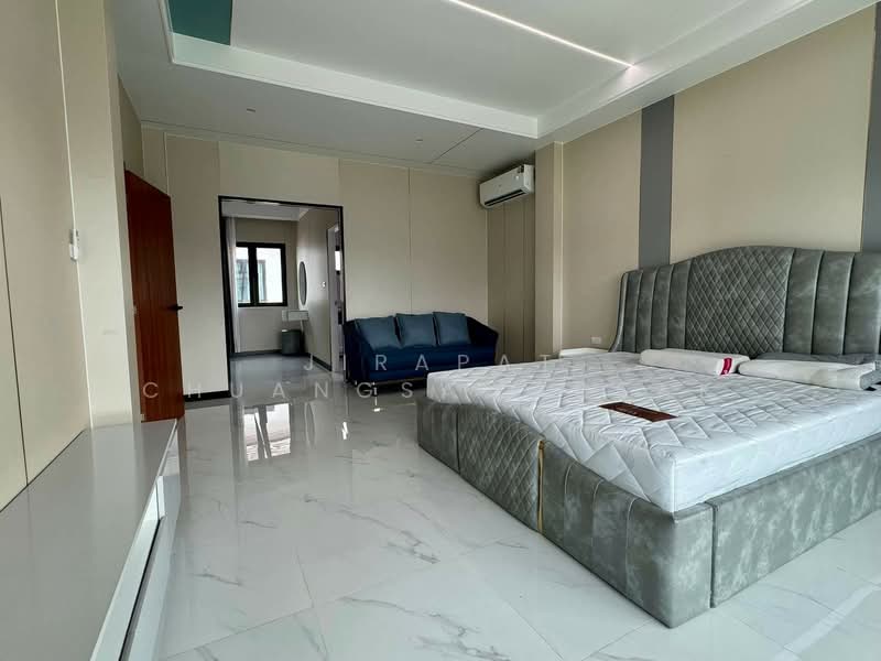 undefined, Chon Buri (Pattaya), Huai Yai, Bang Lamung (Pattaya), Chon Buri (Pattaya), 3 Bedrooms, 245 sqm, Villa For Rent, by Jirapat Chuangsawadsak, 500312105 - DDproperty.com
