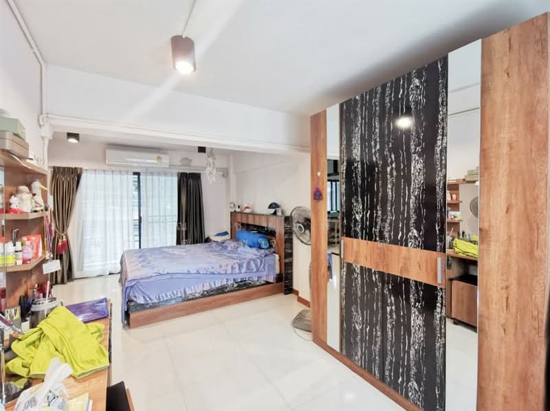 ทาวน์โฮม 3 ชั้น 27 ตร.ว. ทาวน์โฮม ซอยศรีบูรพา15 ถนนนวมินทร์, กรุงเทพ, ถนนนวมินทร์, คลองจั่น, บางกะปิ, กรุงเทพ, 130 ตร.ม., ทาวน์เฮ้าส์ ขาย, โดย คุณ ชนะพันธุ์ แก้วศรีพจน์ (ต่อ), 500312163 - DDproperty.com
