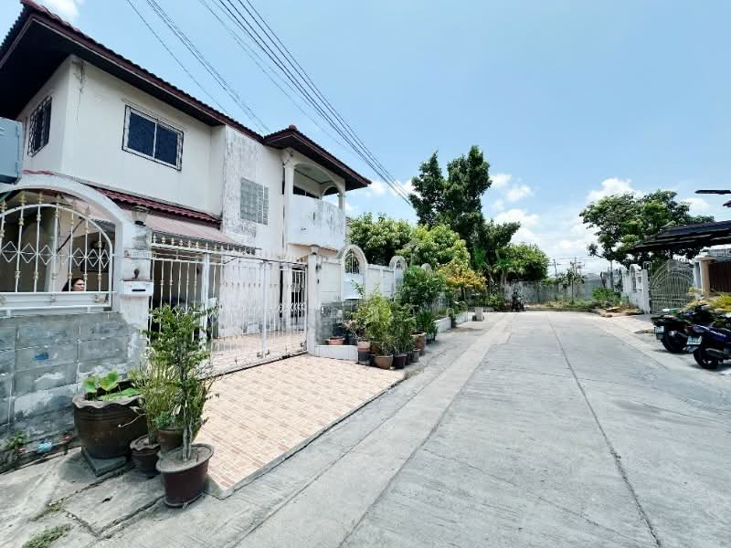 หมู่บ้านทวีทอง 3, Bangkok, Nong Kham, Nong Khaem, Bangkok, 3 Bedrooms, 110 sqm, Semi-Detached House (Twin House) For Sale, by คุณ อนาคต, 500312195 - DDproperty.com