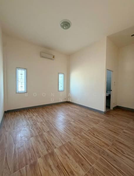 4-BR House, Chon Buri (Pattaya), Nong Hiang, Phanat Nikhom, Chon Buri (Pattaya), 4 Bedrooms, 382 sqm, Single Detached House For Sale, by Boonyanuch Unna, 500312203 - DDproperty.com