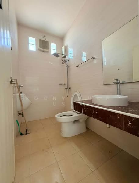 4-BR House, Chon Buri (Pattaya), Nong Hiang, Phanat Nikhom, Chon Buri (Pattaya), 4 Bedrooms, 382 sqm, Single Detached House For Sale, by Boonyanuch Unna, 500312203 - DDproperty.com