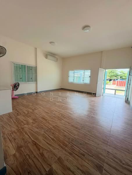 4-BR House, Chon Buri (Pattaya), Nong Hiang, Phanat Nikhom, Chon Buri (Pattaya), 4 Bedrooms, 382 sqm, Single Detached House For Sale, by Boonyanuch Unna, 500312203 - DDproperty.com