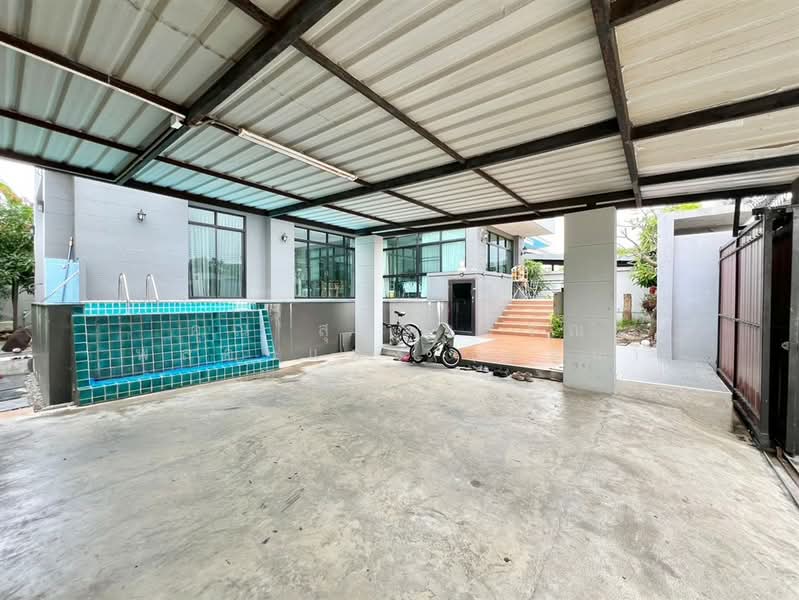 บ้านเดี่ยว 2 ชั้น 100 ตร.ว. บ้านเดี่ยว ซอยสินพัฒนาธานี5/6 ซอยทวีวัฒนา9 ซอยกระทุ่มล้ม18, Bangkok, ถนนพุทธมณฑลสาย4, Thawi Watthana, Thawi Watthana, Bangkok, 4 Bedrooms, 400 sqm, Single Detached House For Sale, by คุณ สุดาวรรณ พลอยแดง (แอน), 500312206 - DDproperty.com