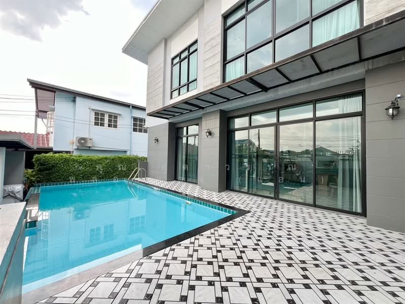 บ้านเดี่ยว 2 ชั้น 100 ตร.ว. บ้านเดี่ยว ซอยสินพัฒนาธานี5/6 ซอยทวีวัฒนา9 ซอยกระทุ่มล้ม18, Bangkok, ถนนพุทธมณฑลสาย4, Thawi Watthana, Thawi Watthana, Bangkok, 4 Bedrooms, 400 sqm, Single Detached House For Sale, by คุณ สุดาวรรณ พลอยแดง (แอน), 500312206 - DDproperty.com