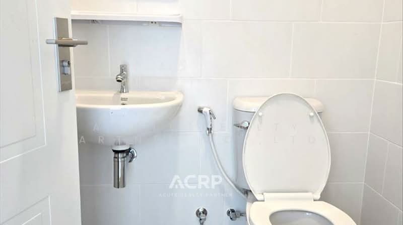 Nantawan Rama 9 - New Krungthepkreetha, Bangkok, Saphan Sung, Bangkok, 4 Bedrooms, 378 sqm, Single Detached House For Rent, by Acute Realty Partner Co.,Ltd., 500312223 - DDproperty.com