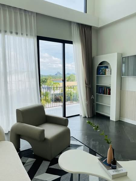 4-BR Villa, Chon Buri (Pattaya), Huai Yai, Bang Lamung (Pattaya), Chon Buri (Pattaya), 4 Bedrooms, 530 sqm, Villa For Rent, by Mantana Techapahaphong, 500312224 - DDproperty.com