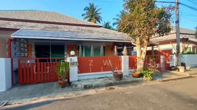 ขาย - บ้านหัวหิน La Vallee Town หินเหล็กไฟ 2 ห้องนอน พื้นที่ใหญ่ 200 ตร.ม., ประจวบคีรีขันธ์