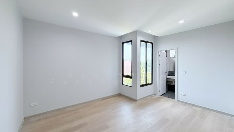 Gravitia Rama 2 - Thakam, Bangkok, Thanon Thakham, Tha Kham, Bang Khun Thian, Bangkok, 3 Bedrooms, 250 sqm, Townhouse For Rent, by ณัฏฐ์ภัทรธร กันทรจิราเจตน์, 500312259 - DDproperty.com
