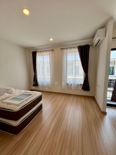 Unio Town Suksawat 30, Bangkok, Bangpakok, Rat Burana, Bangkok, 3 Bedrooms, 74 sqm, Townhouse For Sale, by Rungkan Wijitjun, 500312352 - DDproperty.com